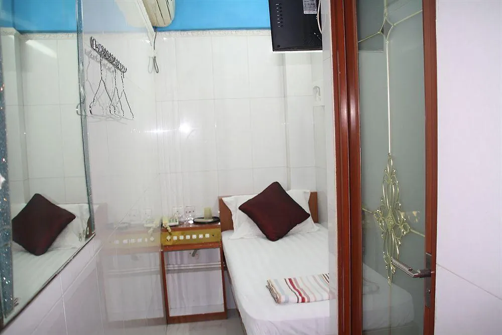 Kamal Traveller Hostel Hong Kong Guest house