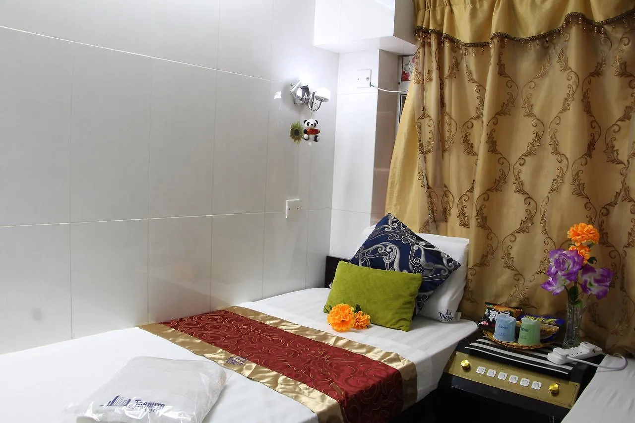 Kamal Traveller Hostel Hong Kong