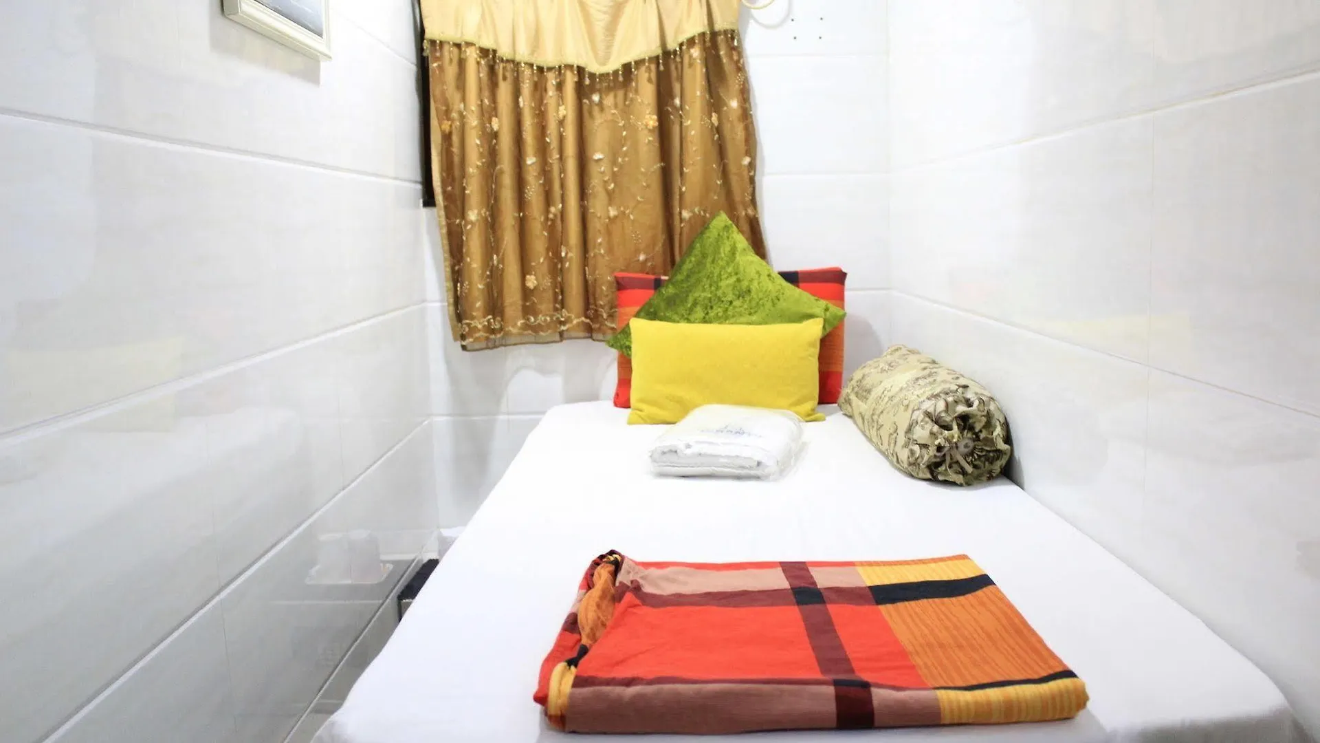 Kamal Traveller Hostel Hong Kong Guest house
